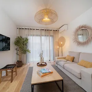 Appartement Elegant T2 A Endoume Avec Terrasse, Marseille